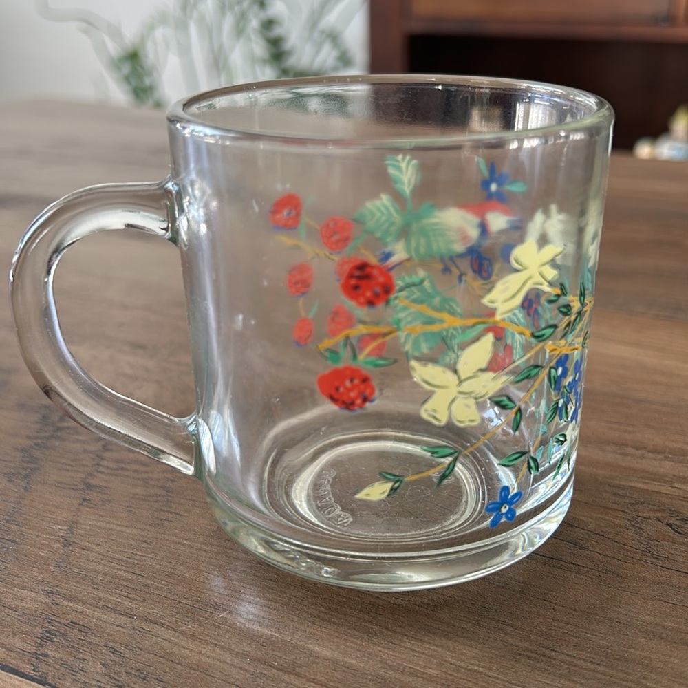 Floral Glass Mug with Bird Design made in Canada 🇨🇦 - Picture 3 of 6